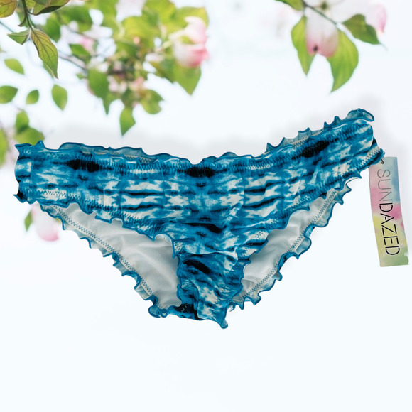 SUNDAZED Ruffled Edge Bikini Bottom Size Medium - Picture 3 of 5